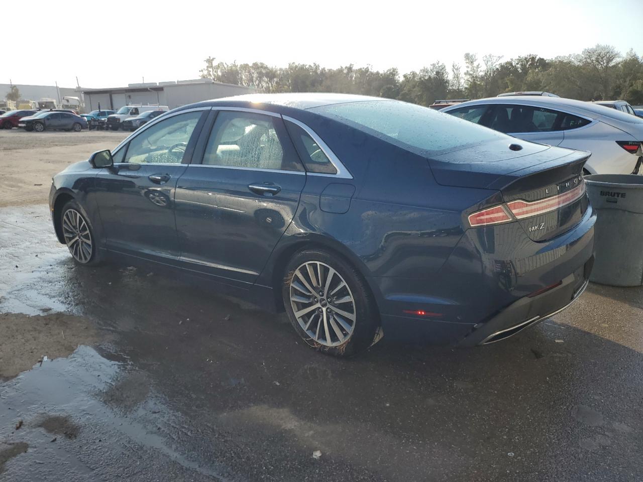 2017 Lincoln MKZ - Image 2