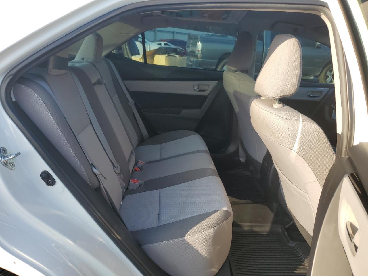 2017 Toyota Corolla - Image 10