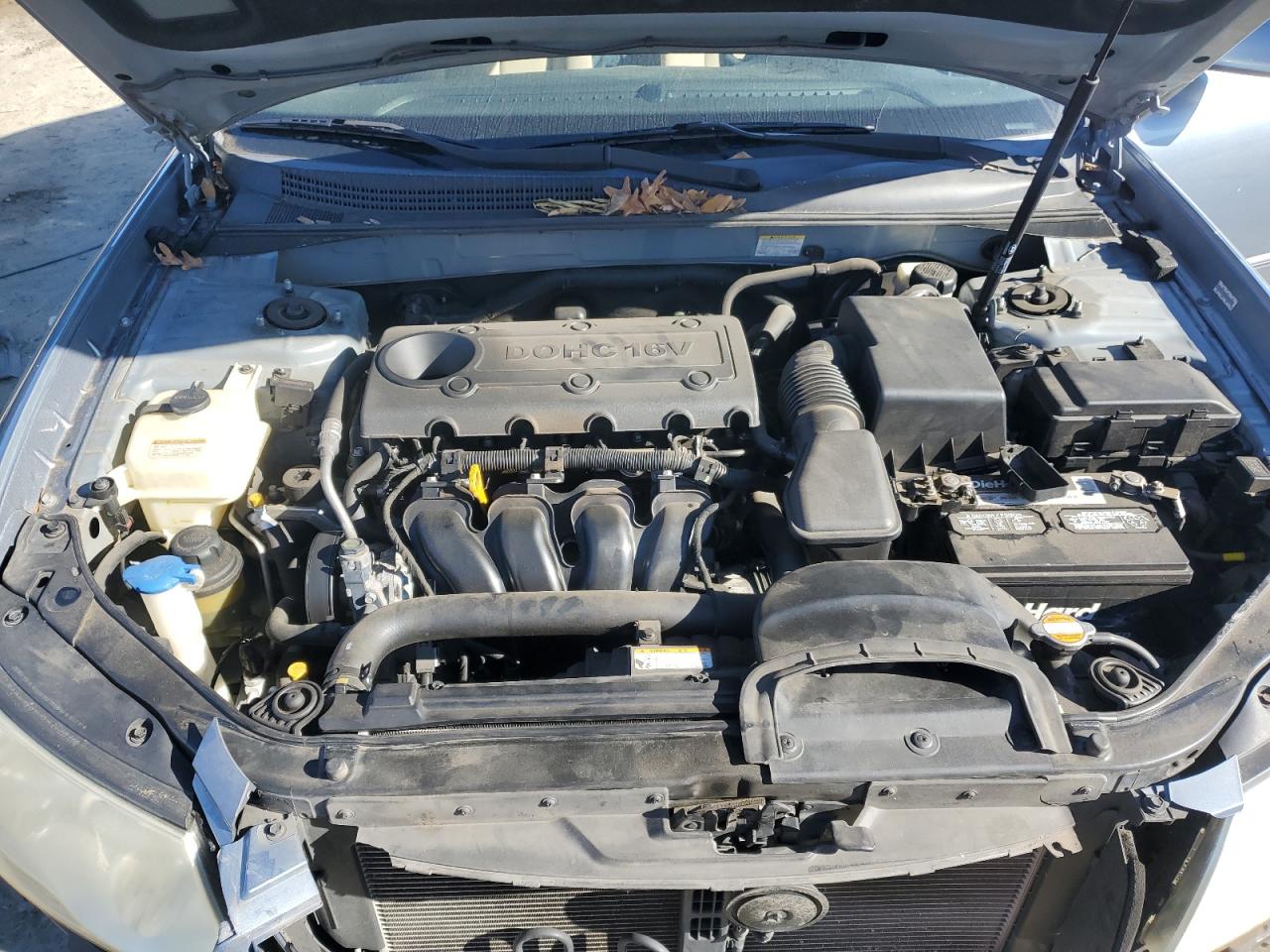 2009 Hyundai Sonata - Image 11