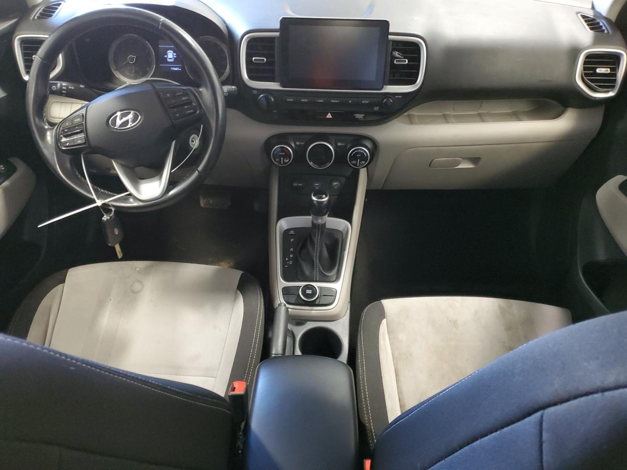 2021 Hyundai Venue - Image 8