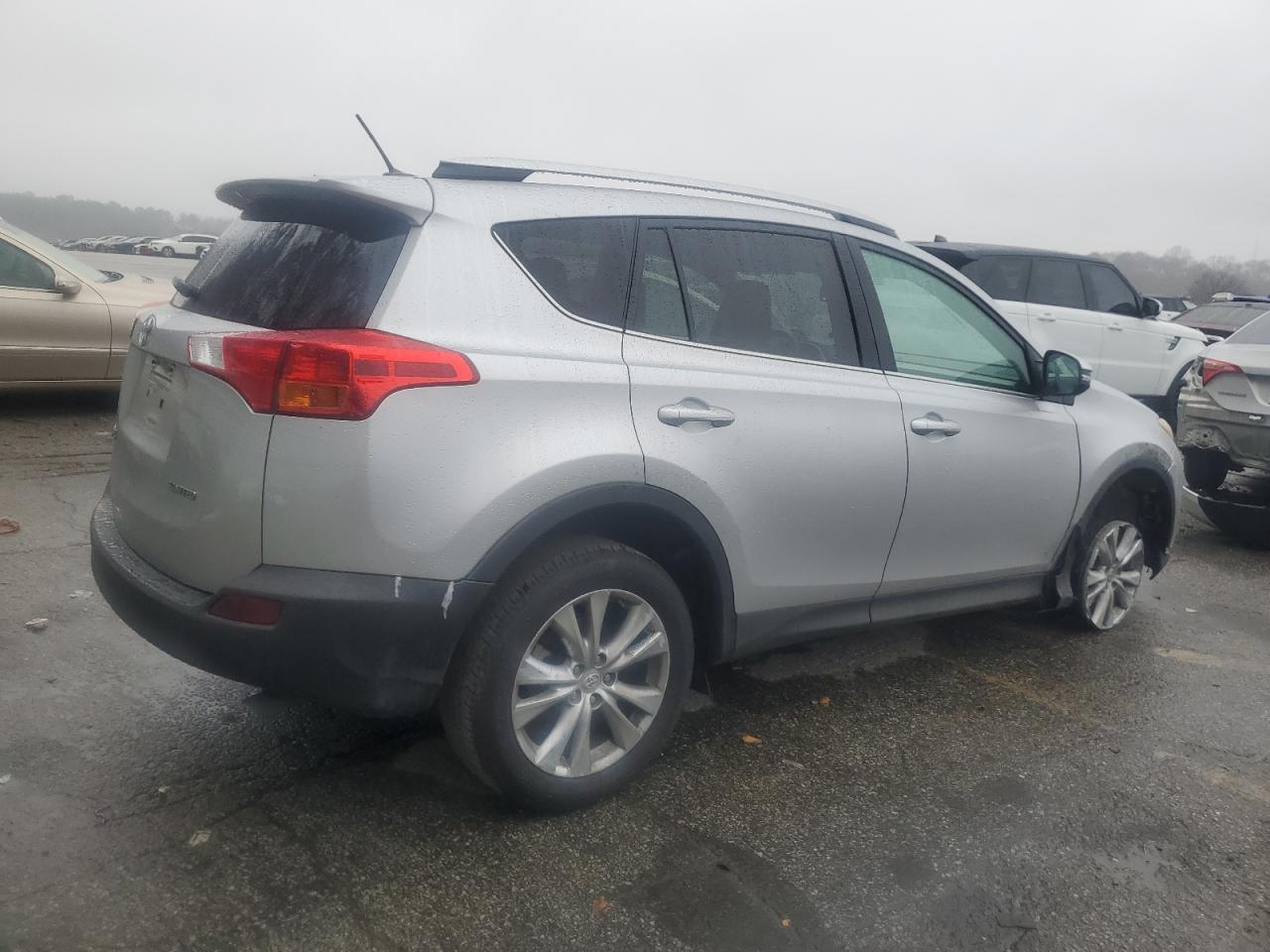 2013 Toyota RAV 4 - Image 3