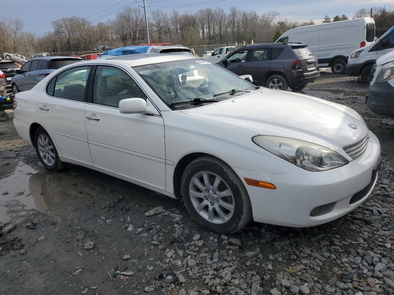 2004 Lexus ES - Image 4