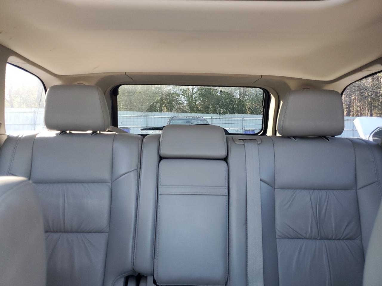 2011 Jeep Grand Cherokee - Image 10