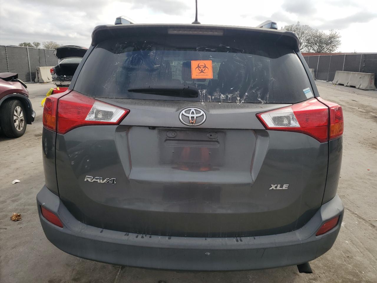 2015 Toyota RAV 4 - Image 6