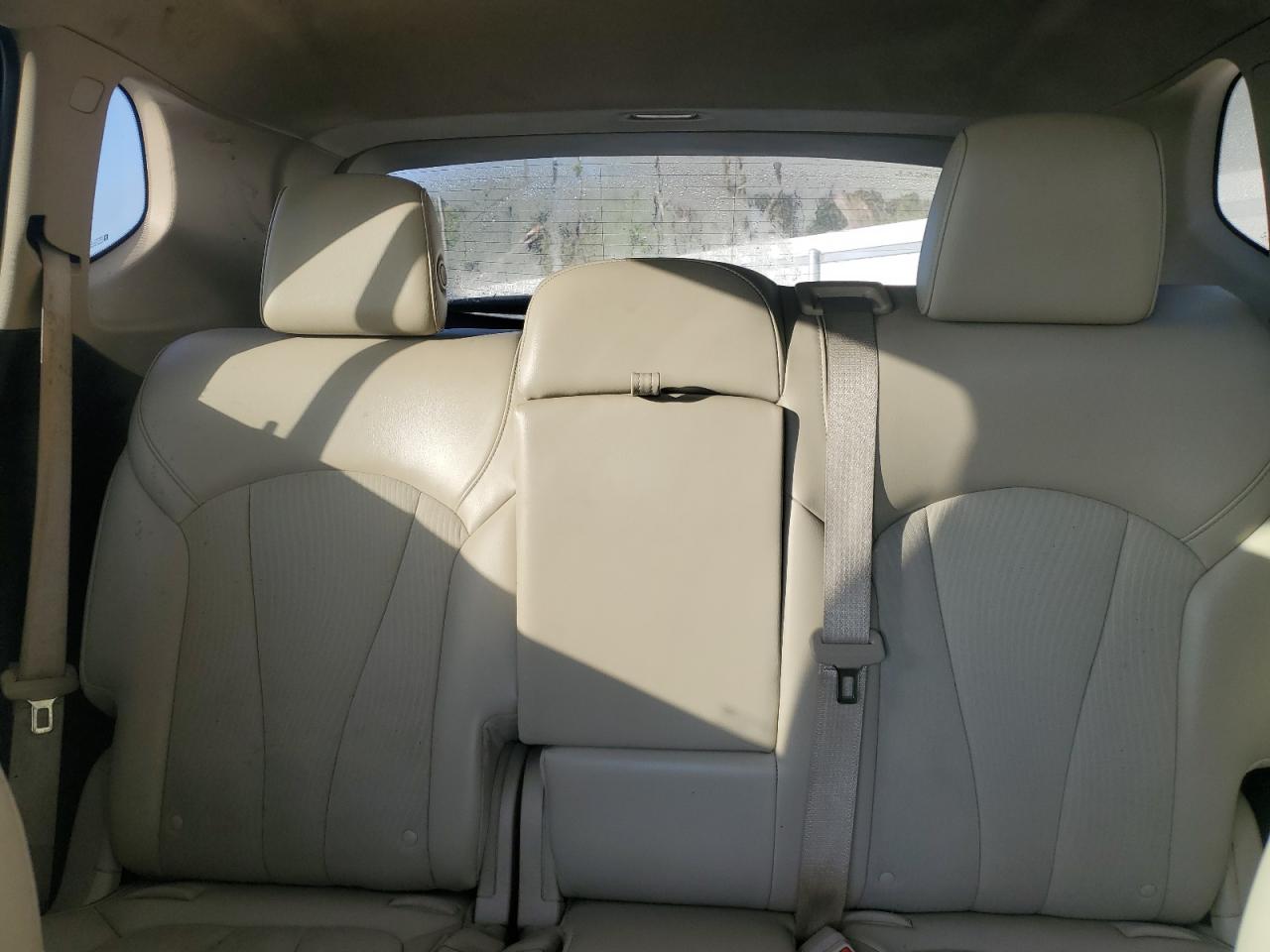 2017 Buick Envision - Image 10