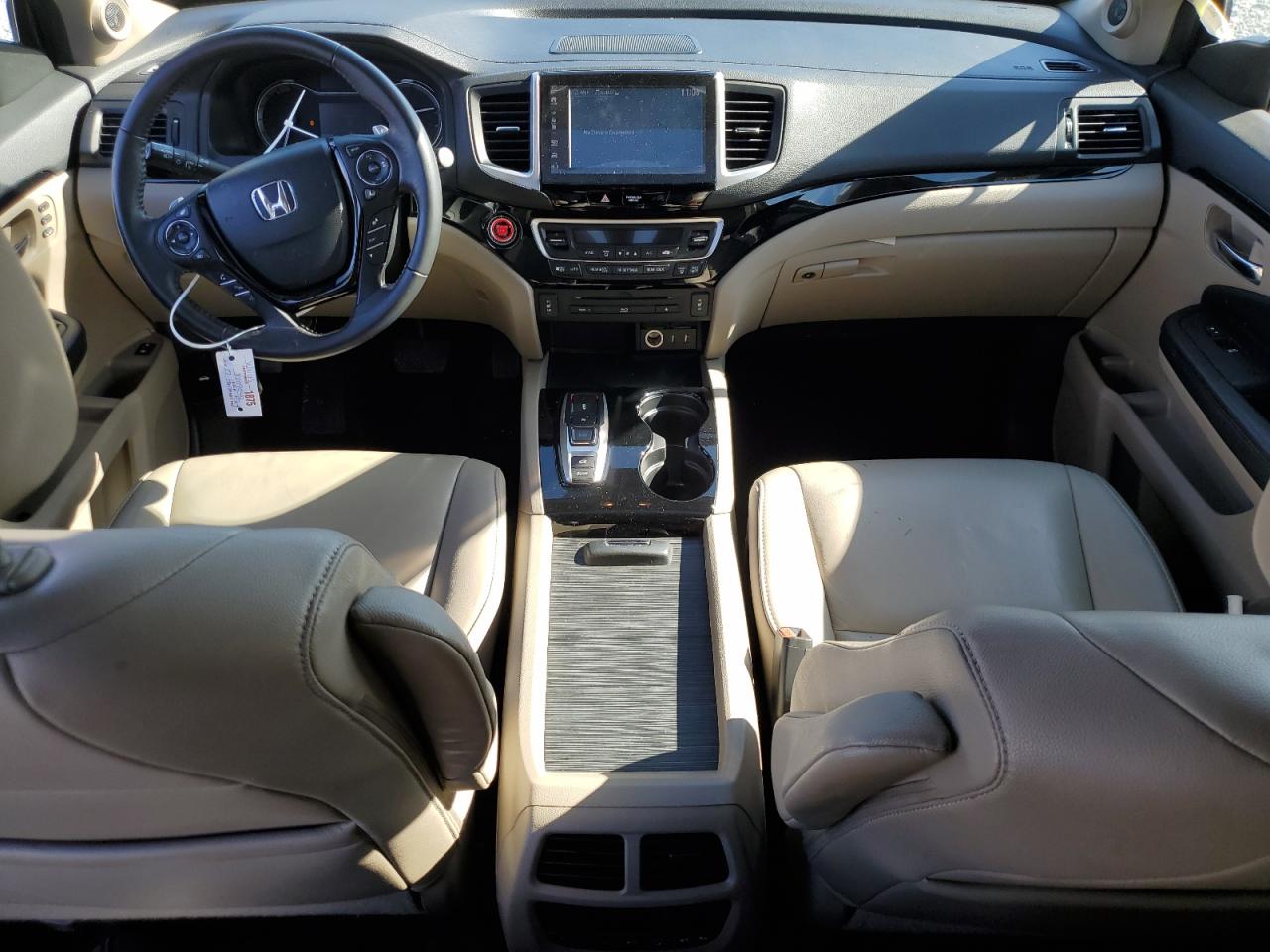 2017 Honda Pilot - Image 8