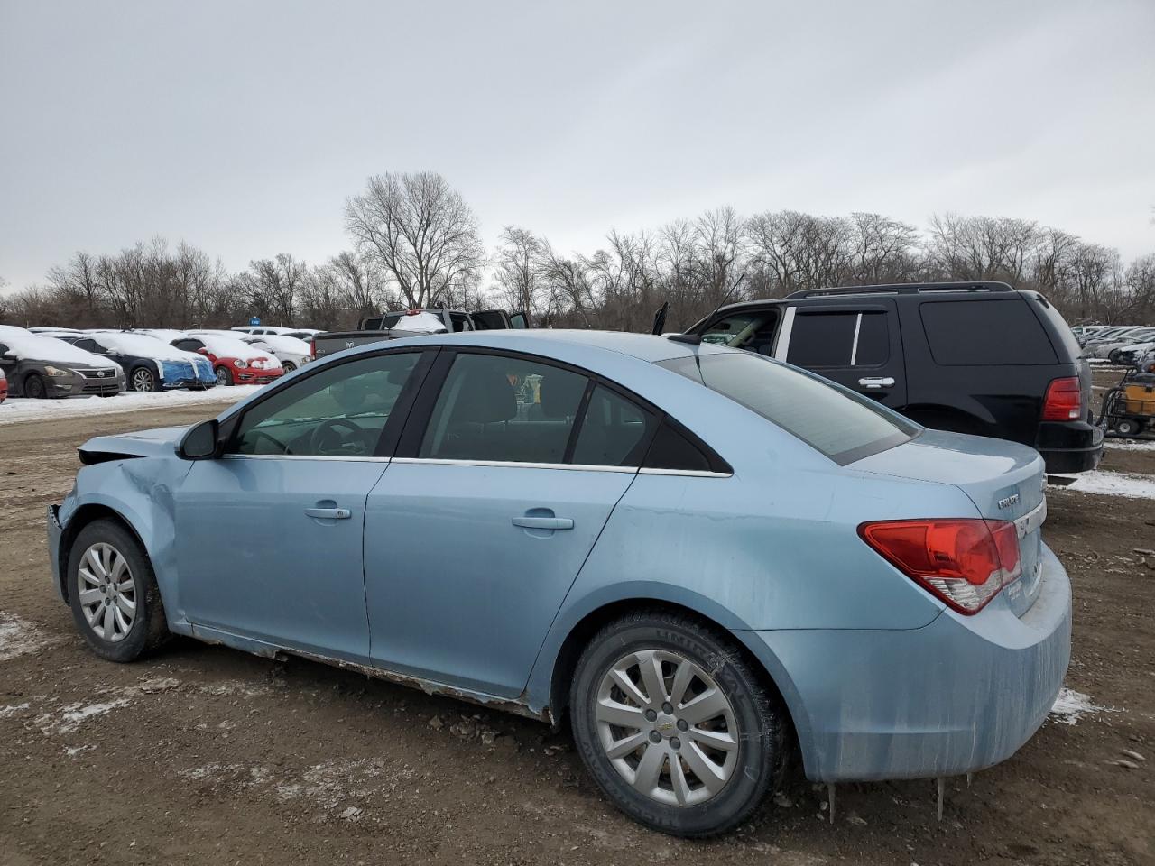 2011 Chevrolet Cruze - Image 2