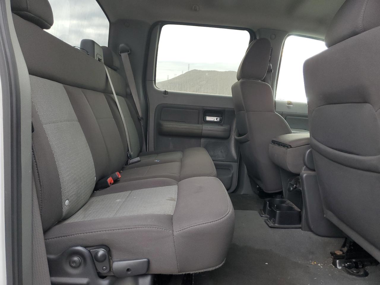 2006 Ford F-150 - Image 10