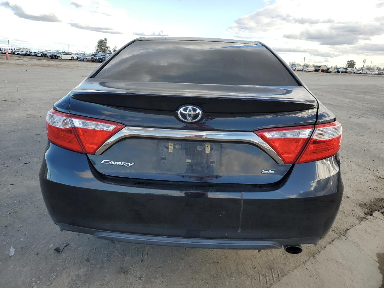 2015 Toyota Camry - Image 6