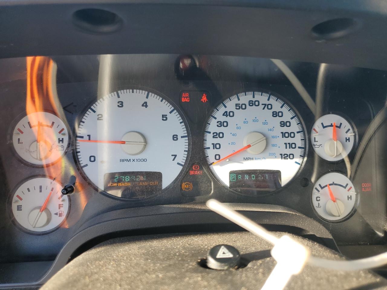 2005 Dodge RAM - Image 9