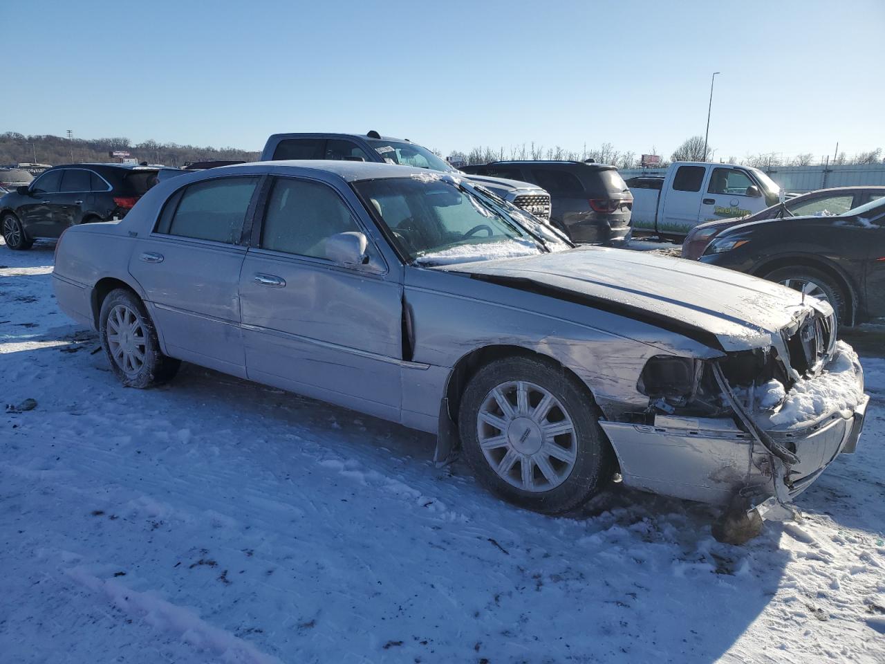 2010 Lincoln Town Car - Image 4