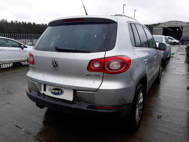 2009 VOLKSWAGEN TIGUAN SE