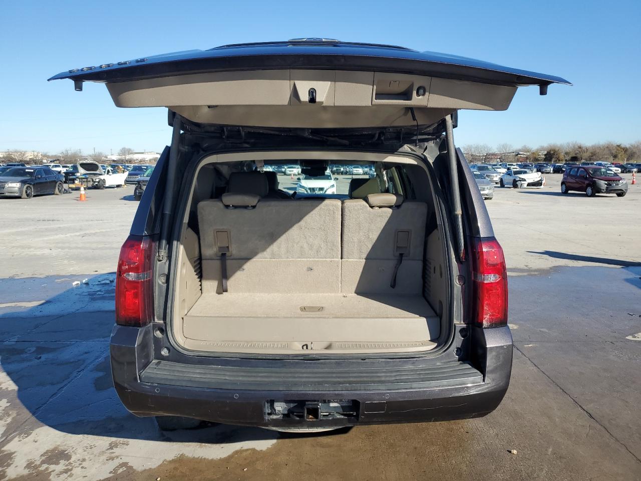 2015 Chevrolet Tahoe - Image 6