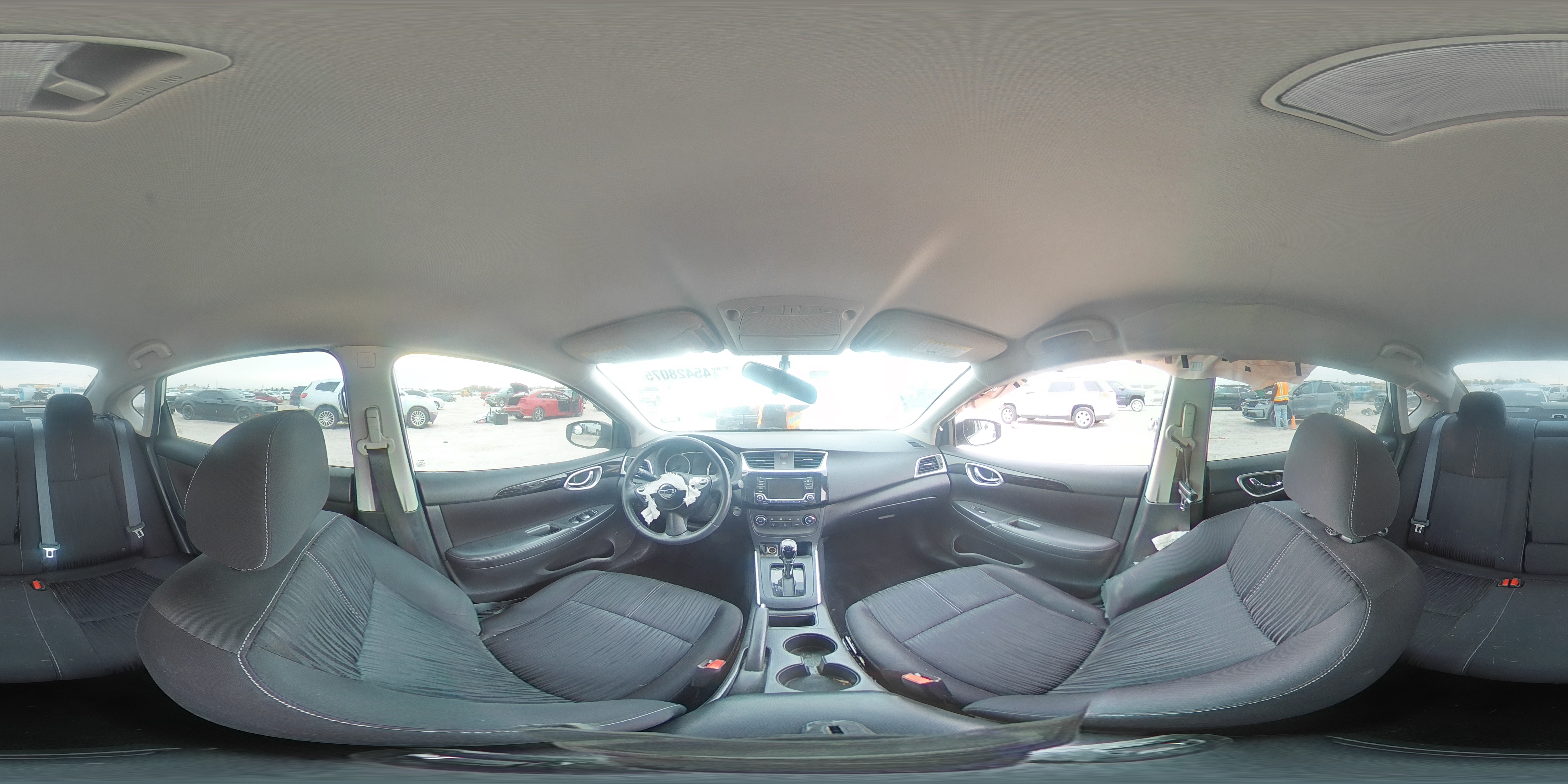 2016 Nissan Sentra - Image 13