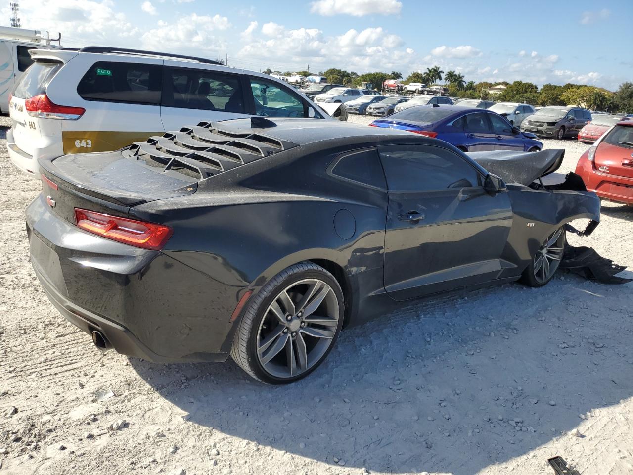 2016 Chevrolet Camaro - Image 3