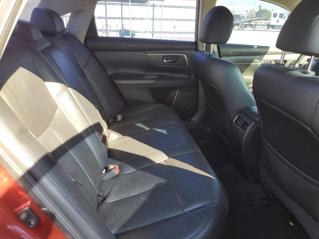 2015 Nissan Altima - Image 10