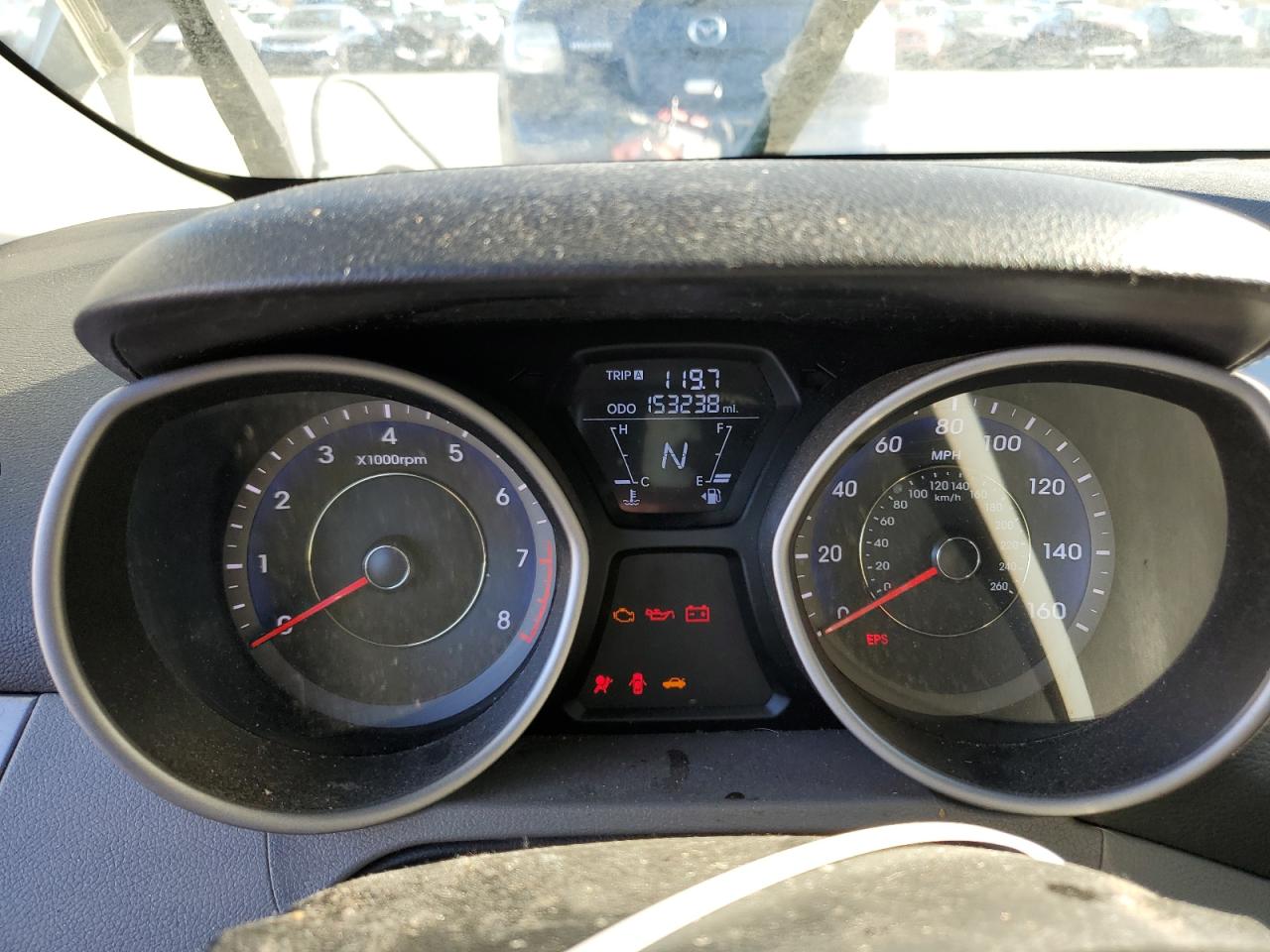 2013 Hyundai Elantra - Image 9
