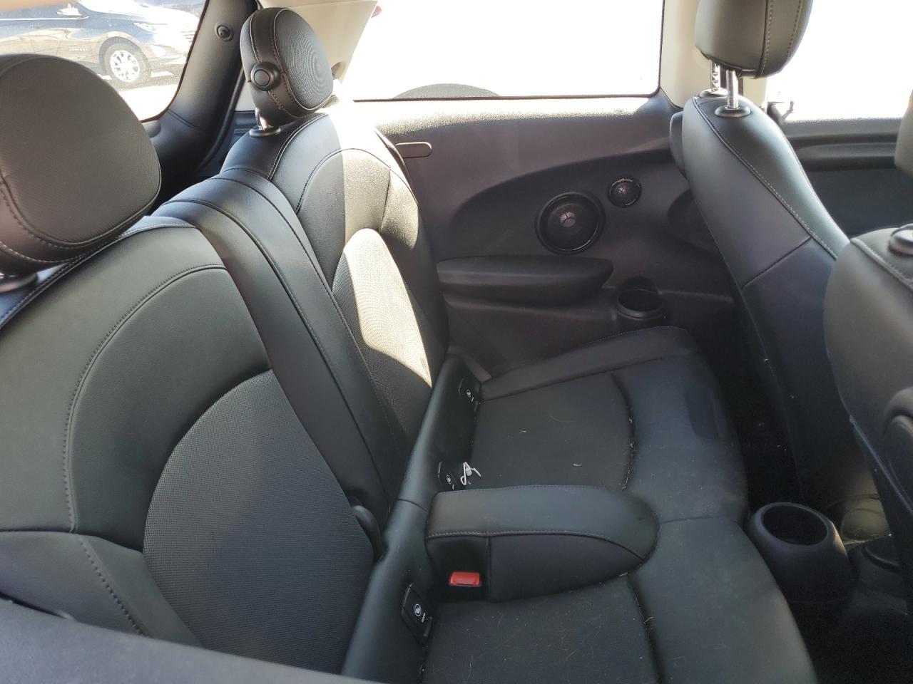 2018 MINI Cooper - Image 10
