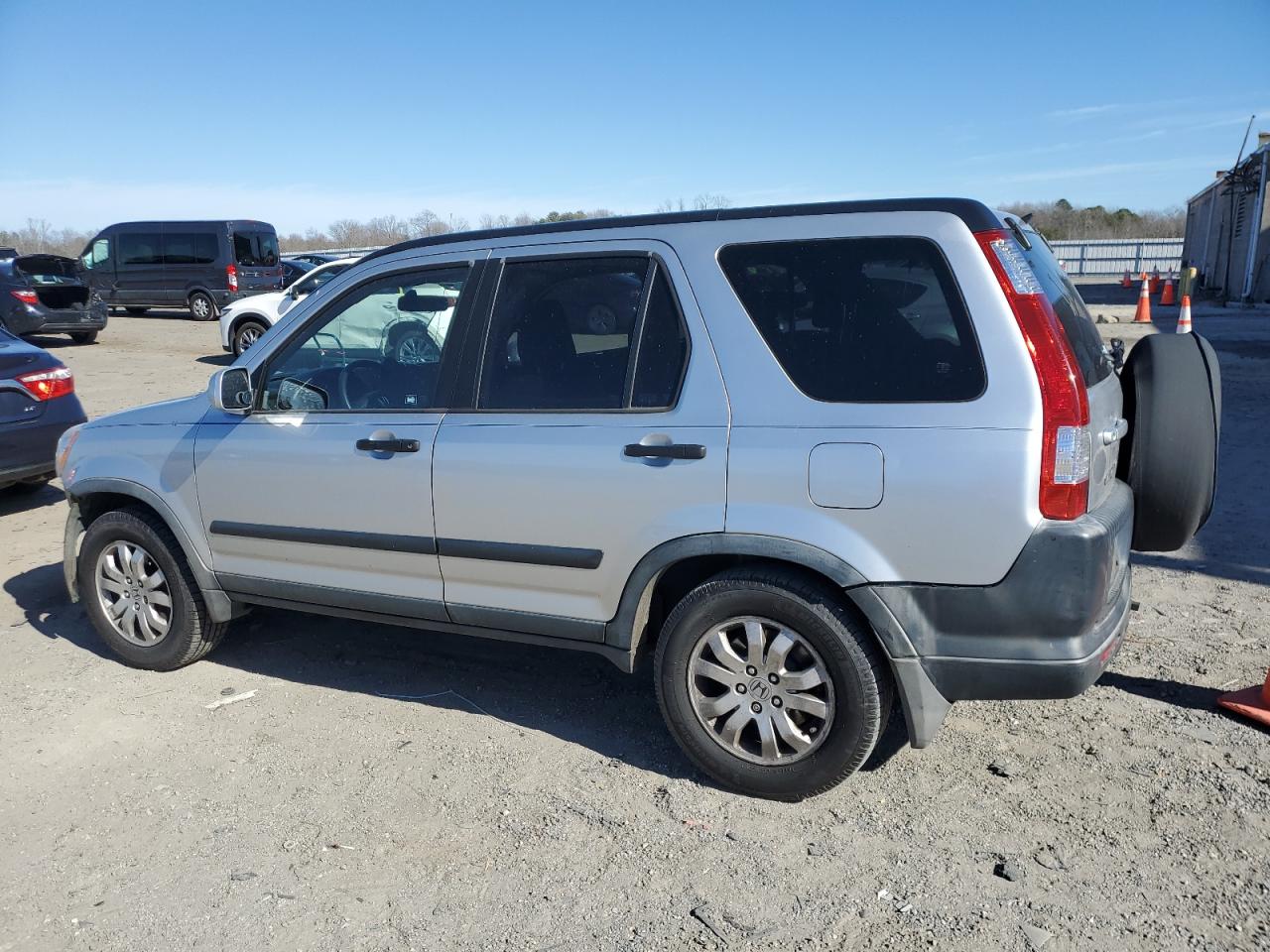 2006 Honda CR-V - Image 2