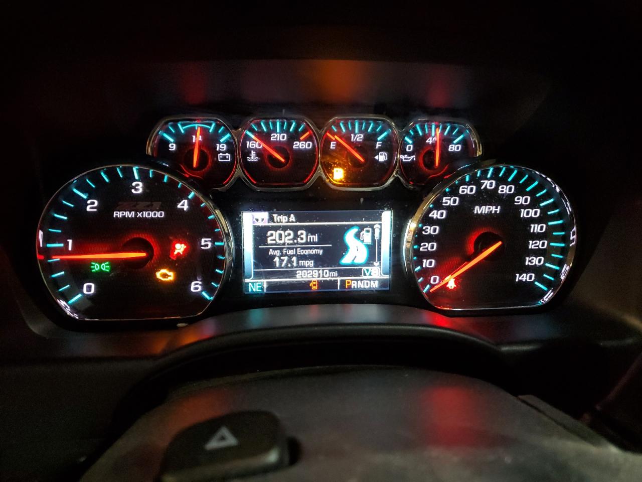 2015 Chevrolet Silverado - Image 9