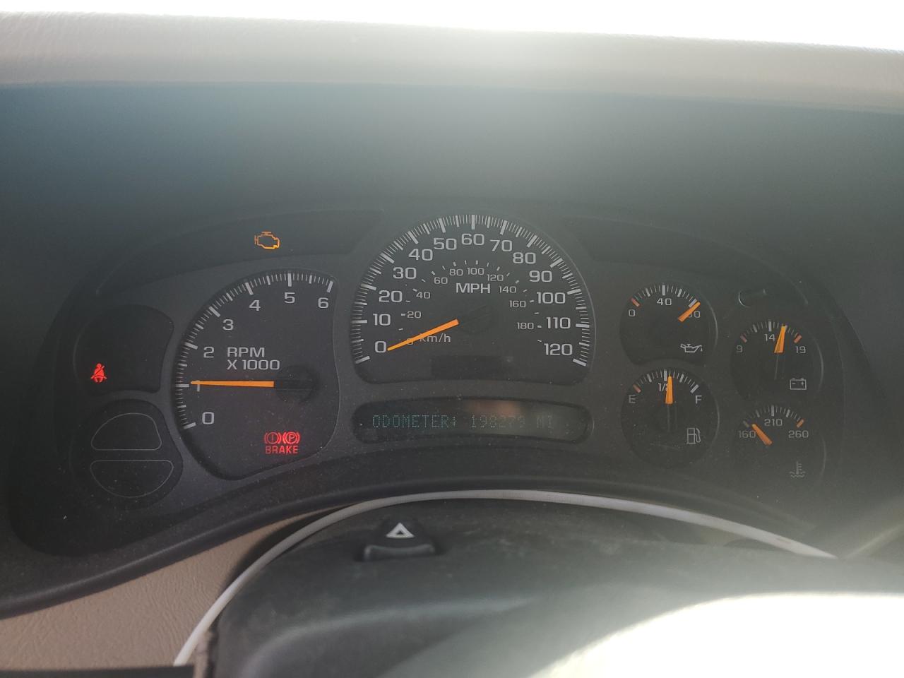 2003 Chevrolet Tahoe - Image 9