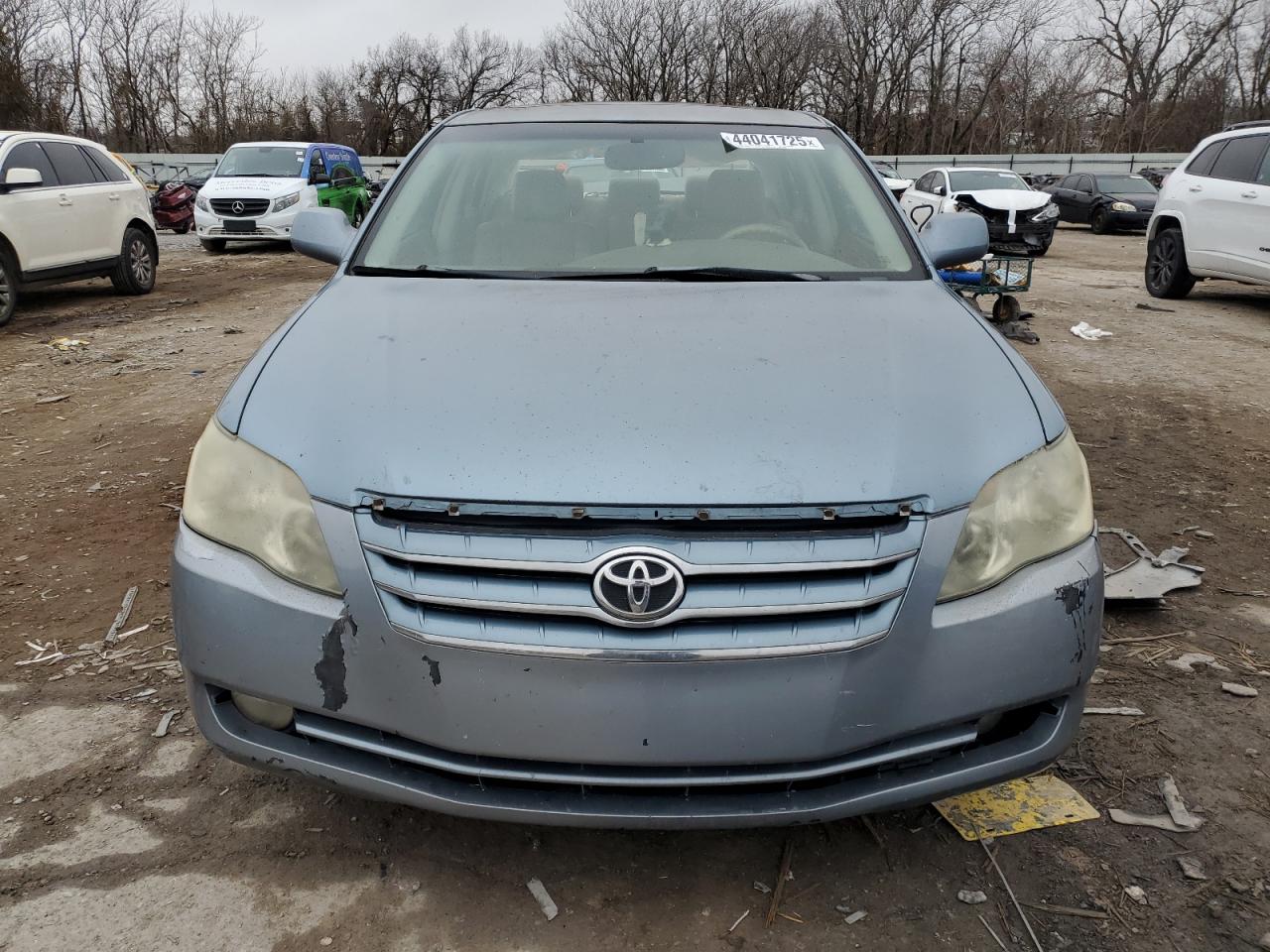 2005 Toyota Avalon - Image 5