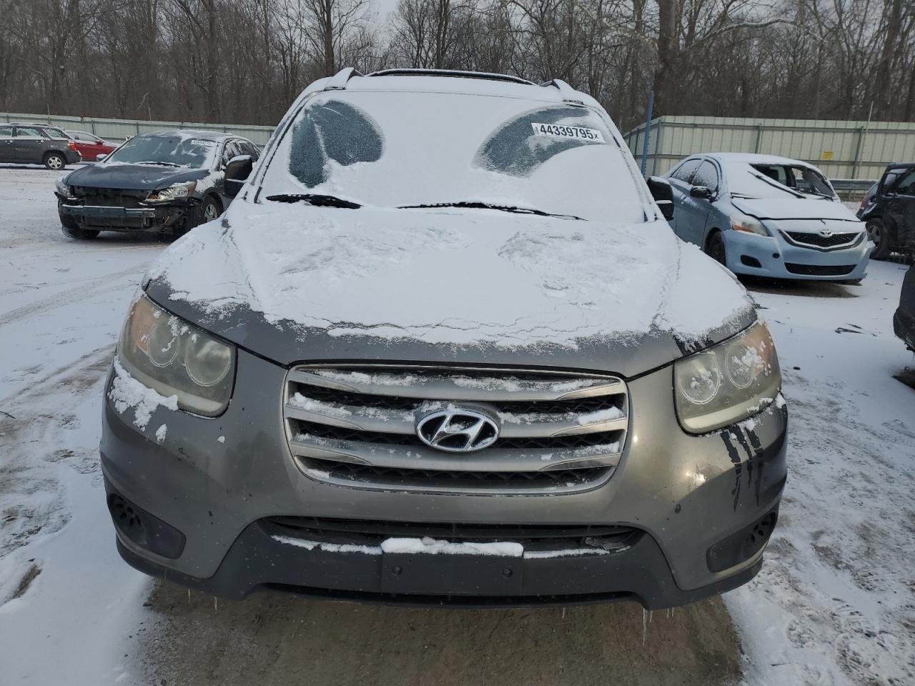 2012 Hyundai Santa Fe - Image 5