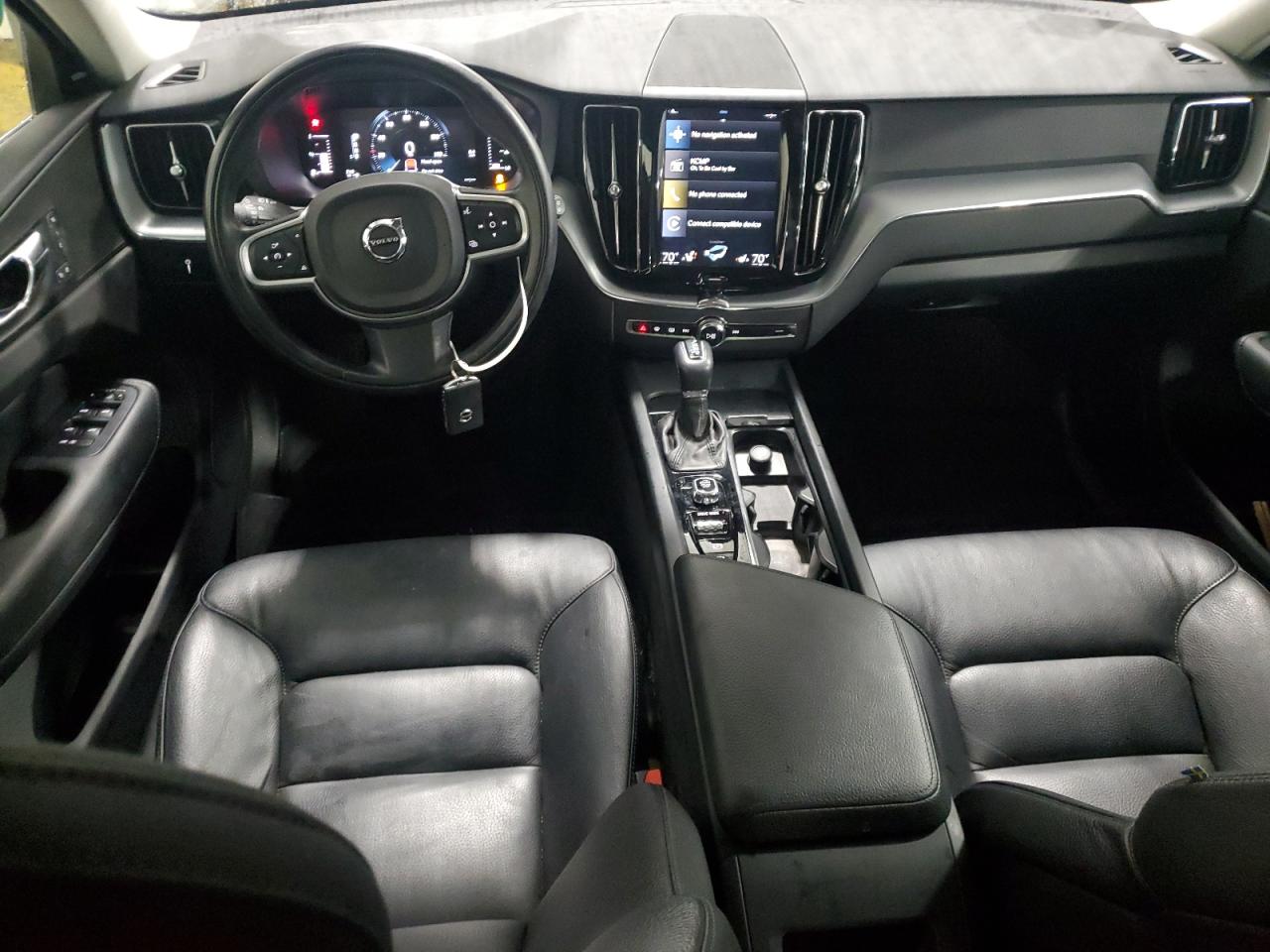2018 Volvo XC60 - Image 8
