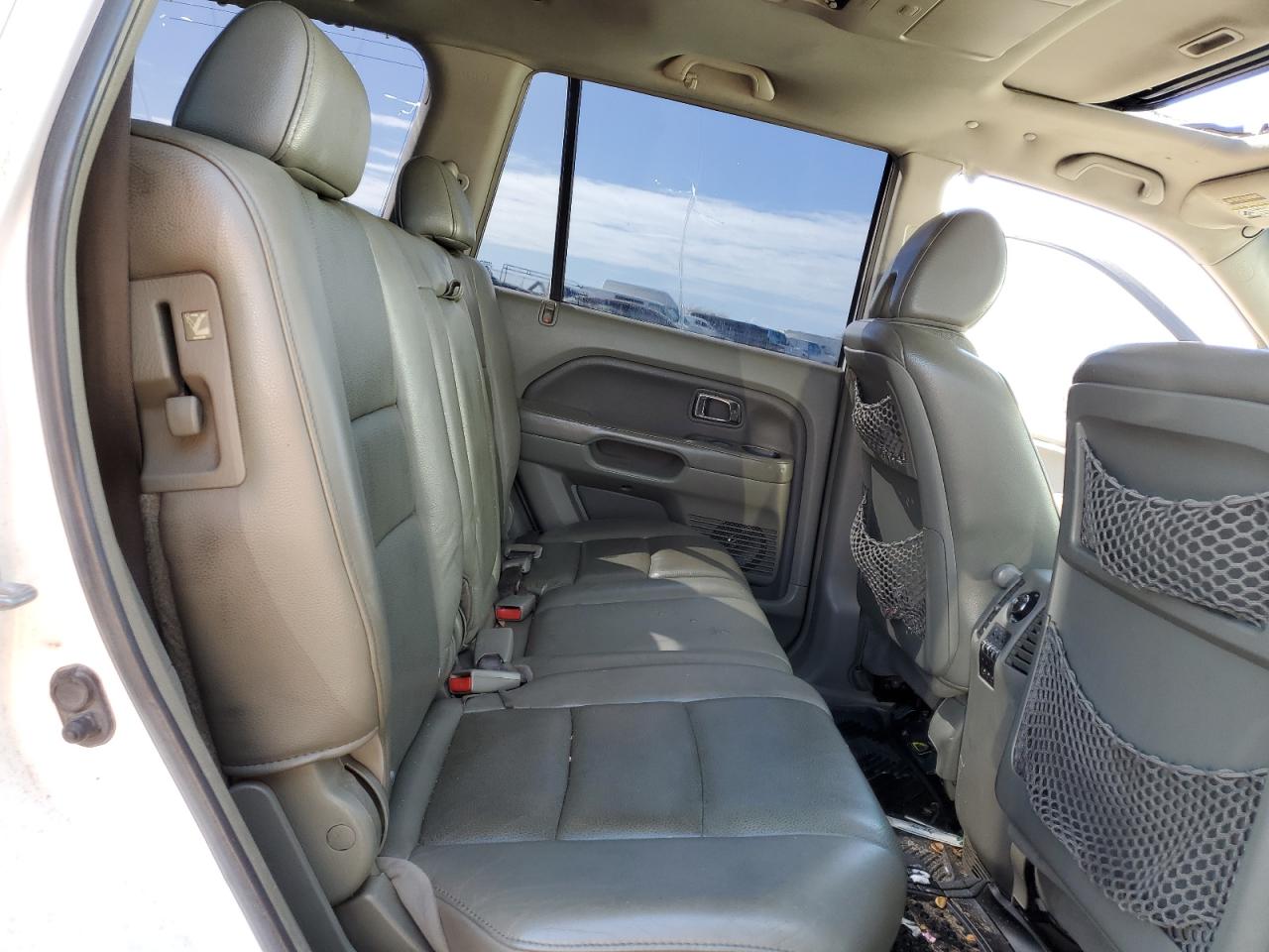2006 Honda Pilot - Image 11
