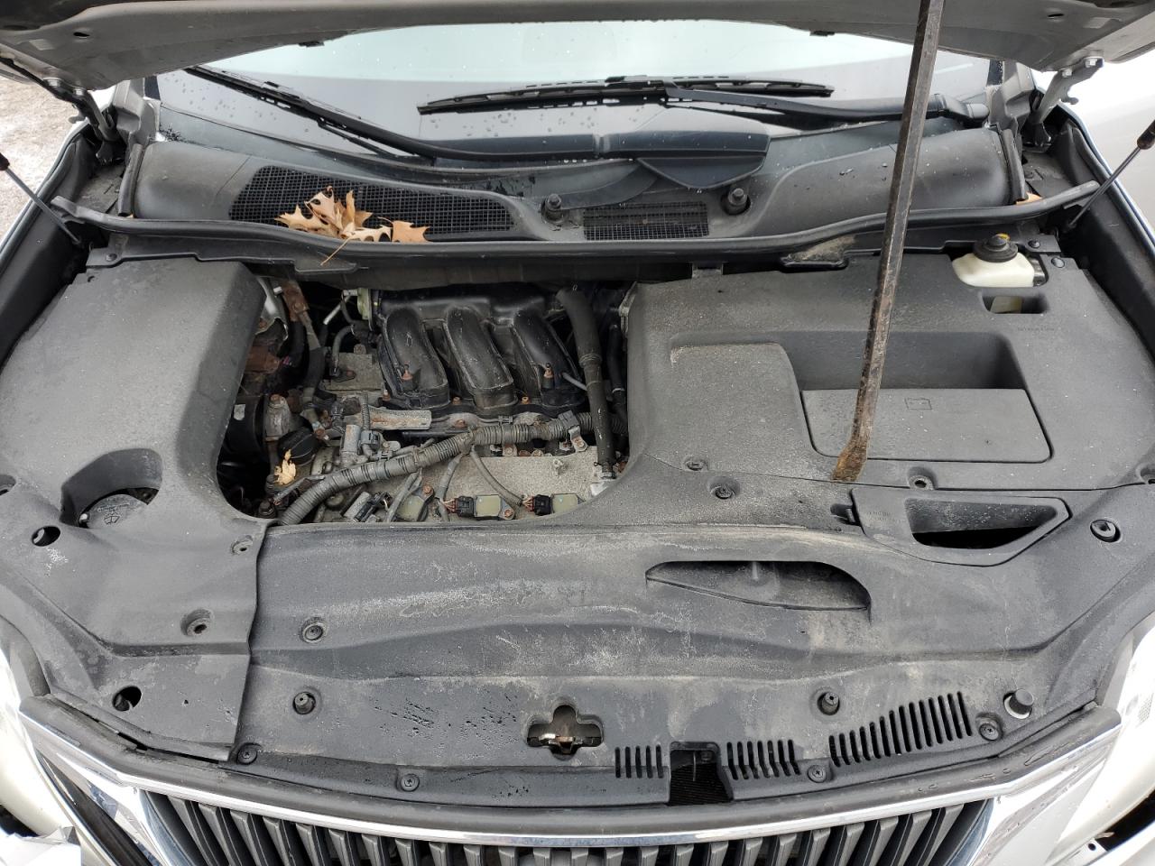 2010 Lexus RX - Image 13