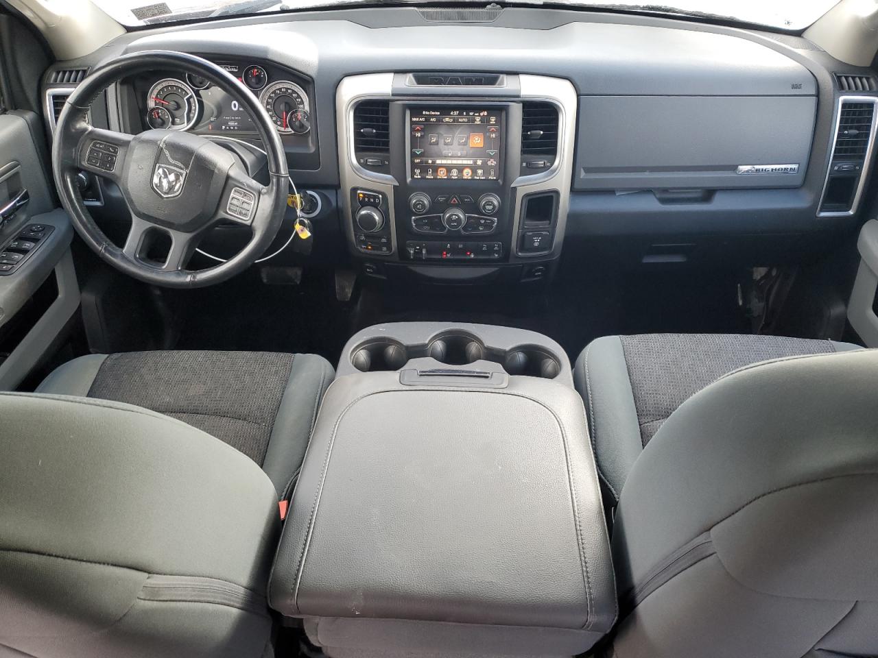 2016 RAM 1500 - Image 8
