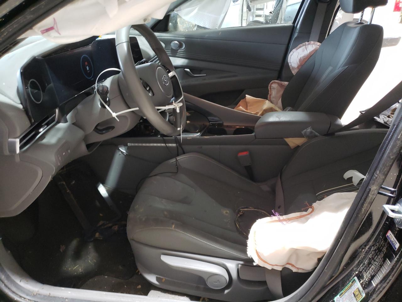 2023 Hyundai Elantra - Image 7
