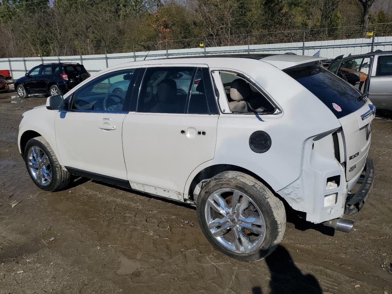 2011 Ford Edge - Image 2