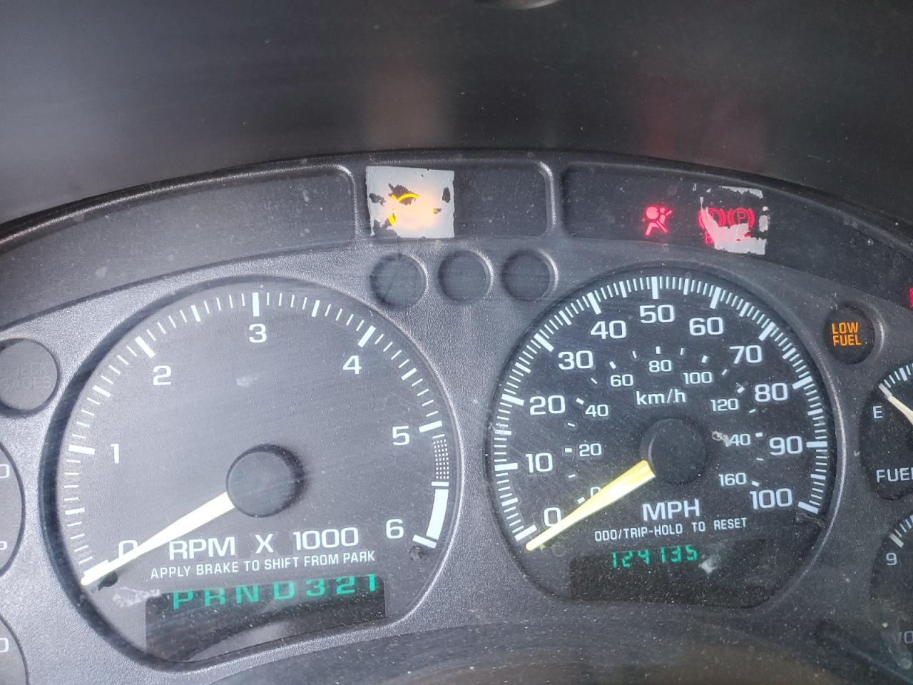 2000 Chevrolet S-10 Pickup - Image 9