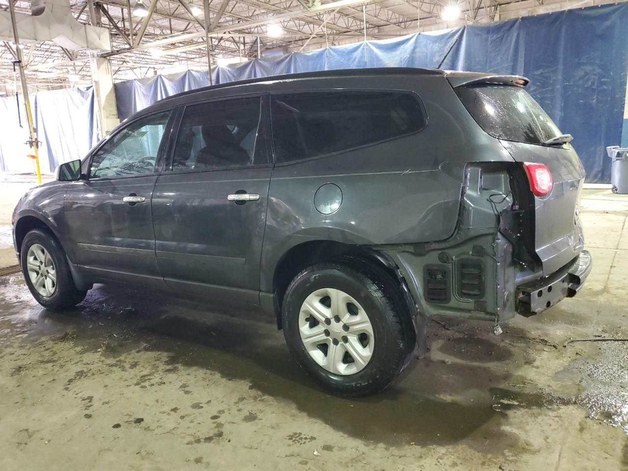 2011 Chevrolet Traverse - Image 2