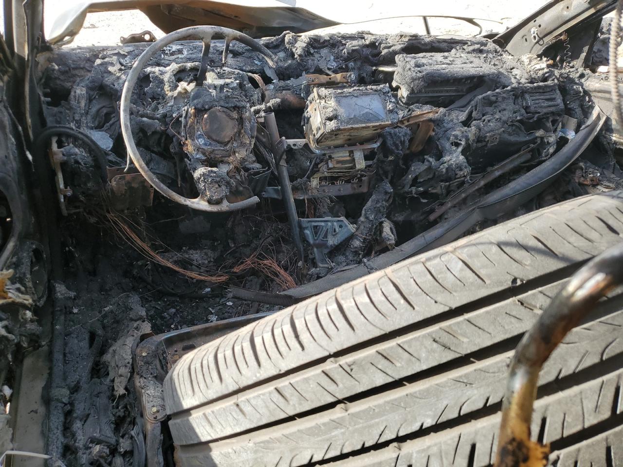 2015 Honda Accord Exl VIN: 1HGCR3F89FA007650 Lot: 47136875