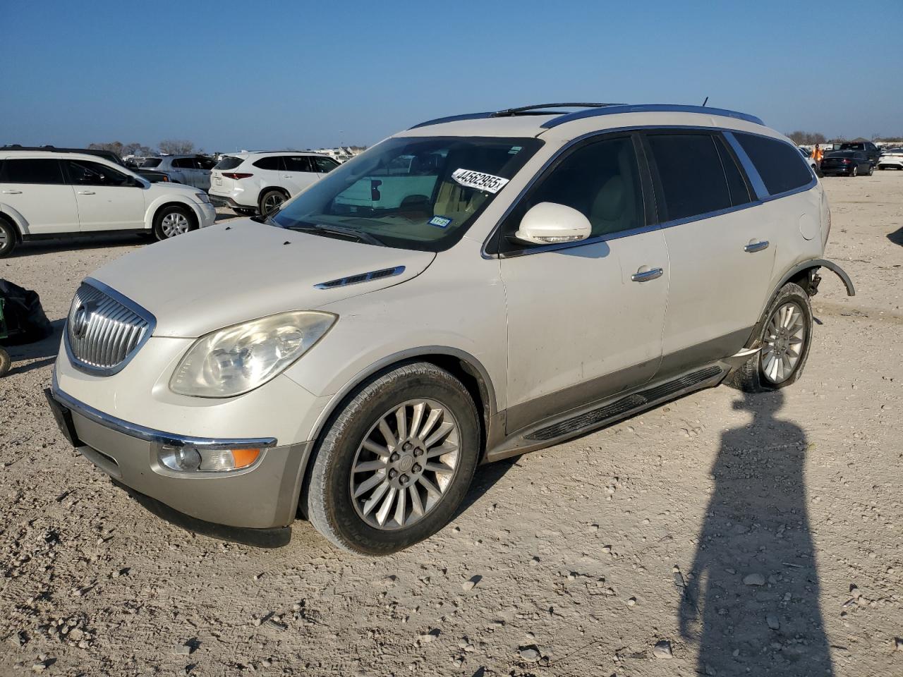 2010 Buick Enclave - Image 1