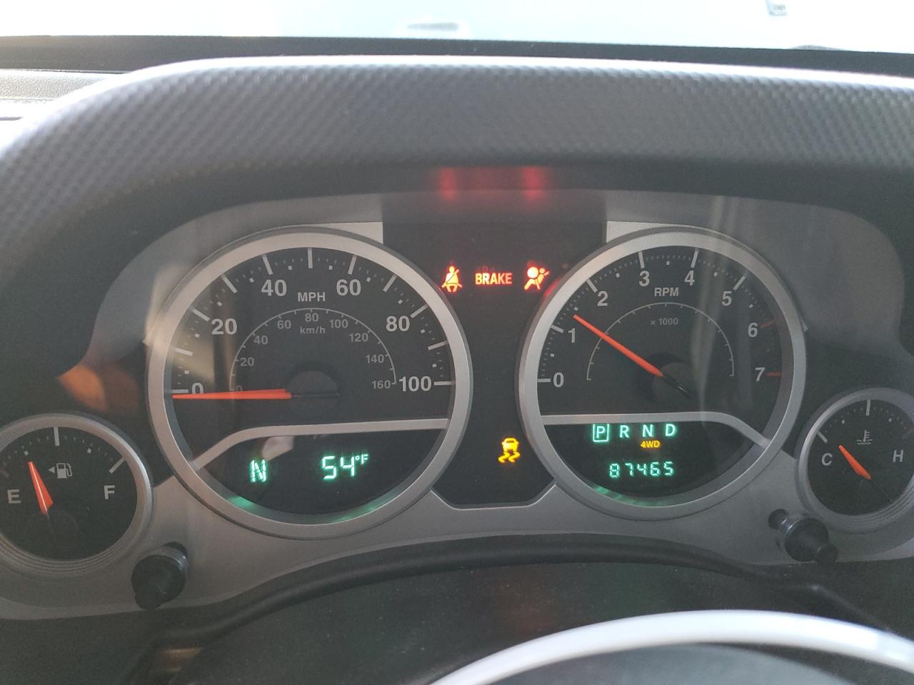 2010 Jeep Wrangler - Image 9