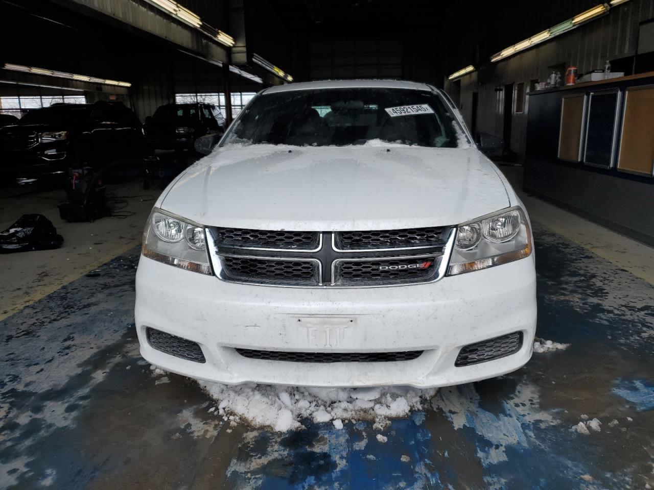 2013 Dodge Avenger - Image 5