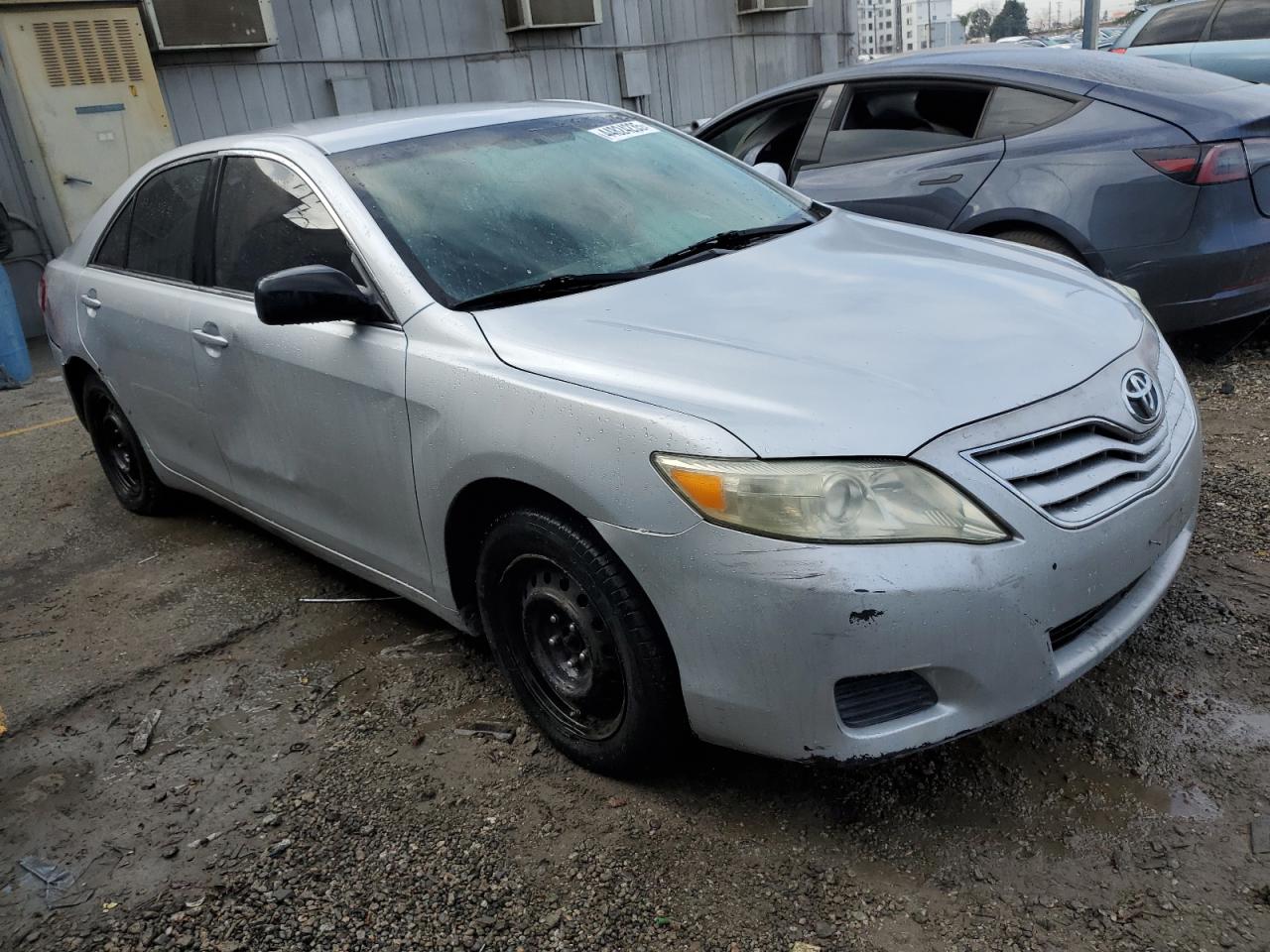 2010 Toyota Camry - Image 4