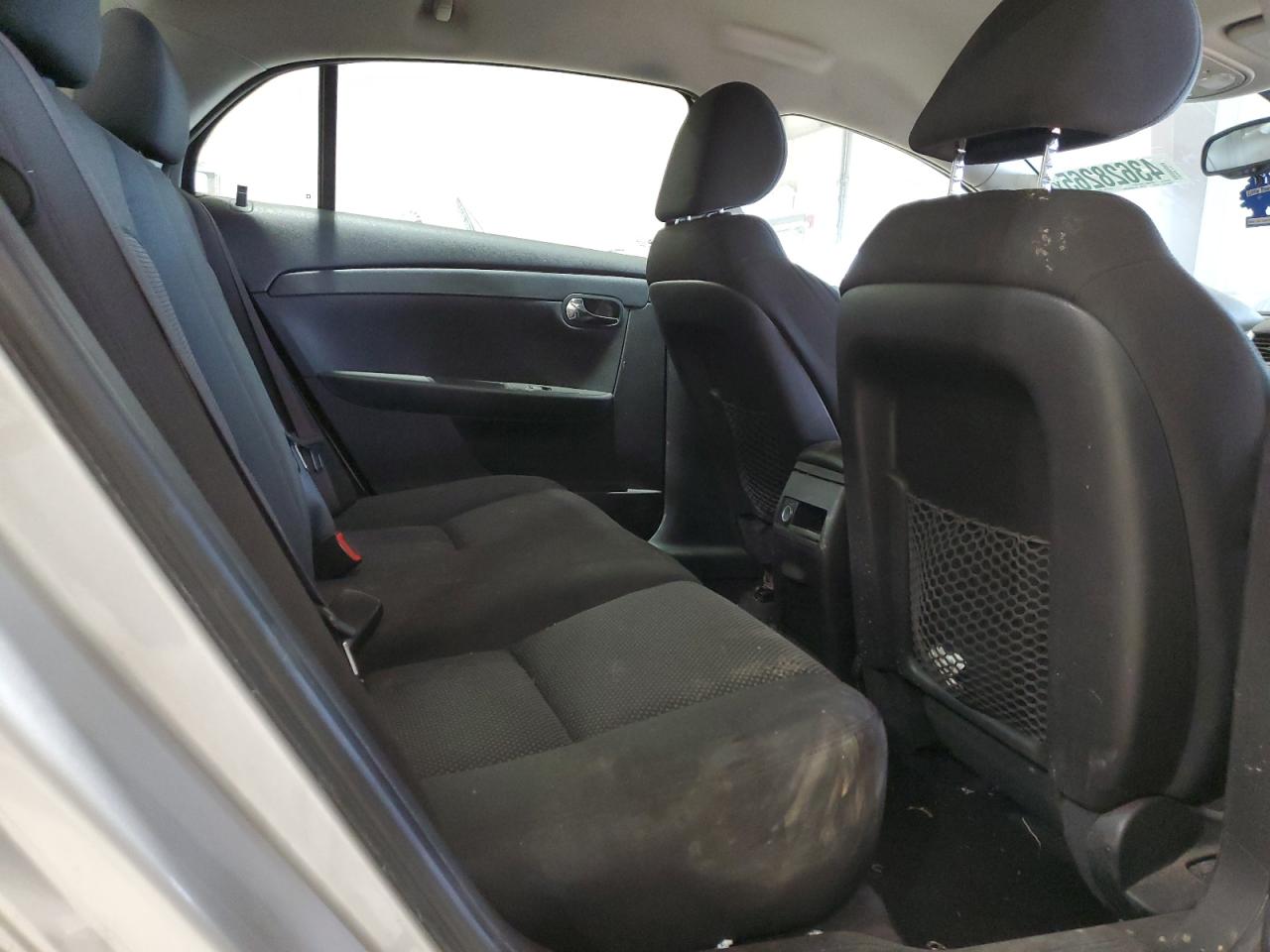 2011 Chevrolet Malibu - Image 10