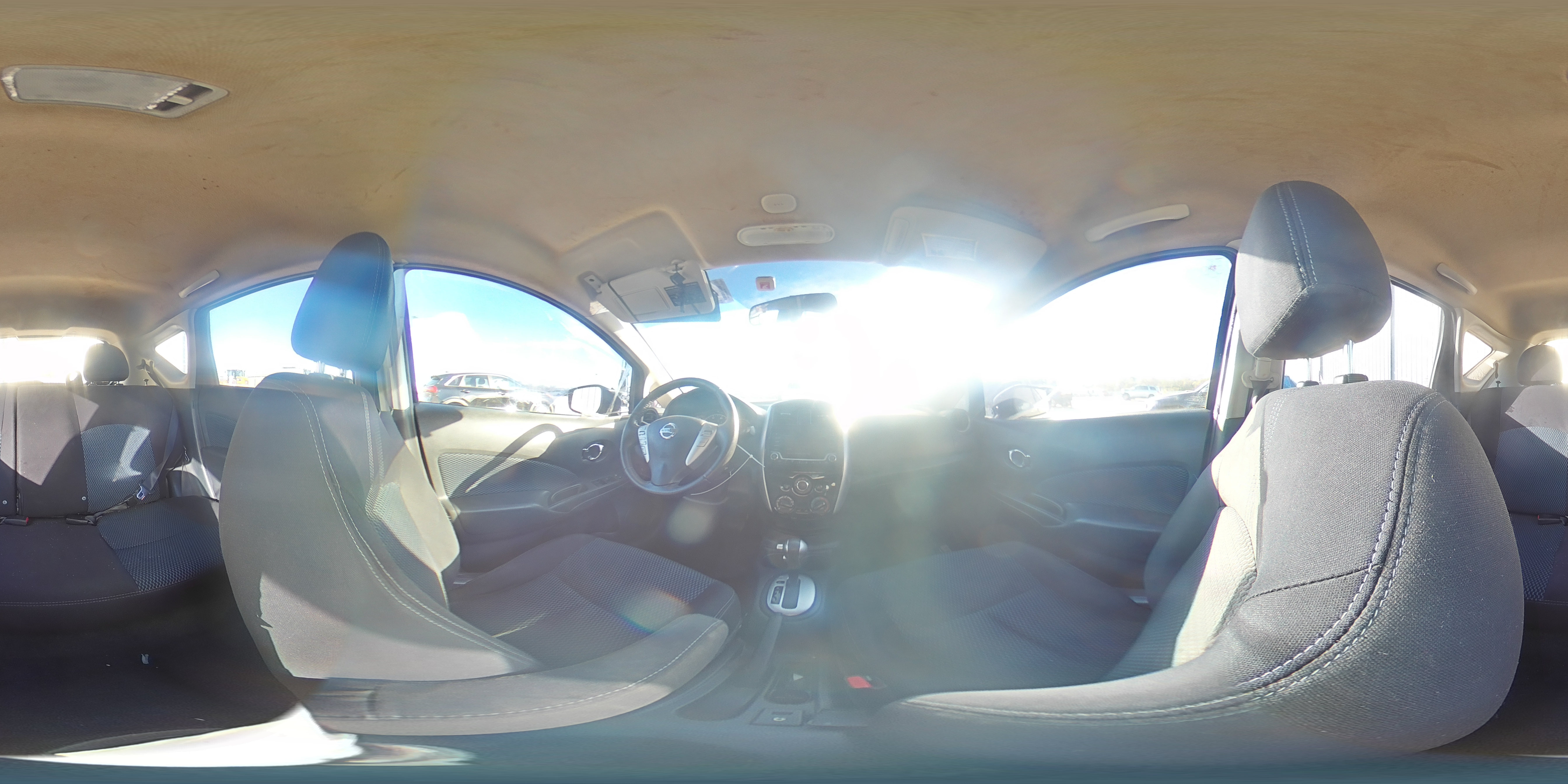 2016 Nissan Versa - Image 14