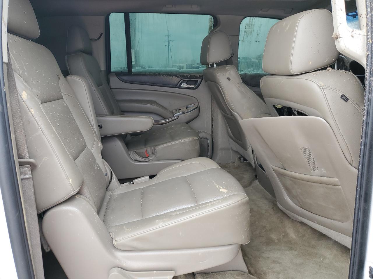 2015 GMC Yukon - Image 11