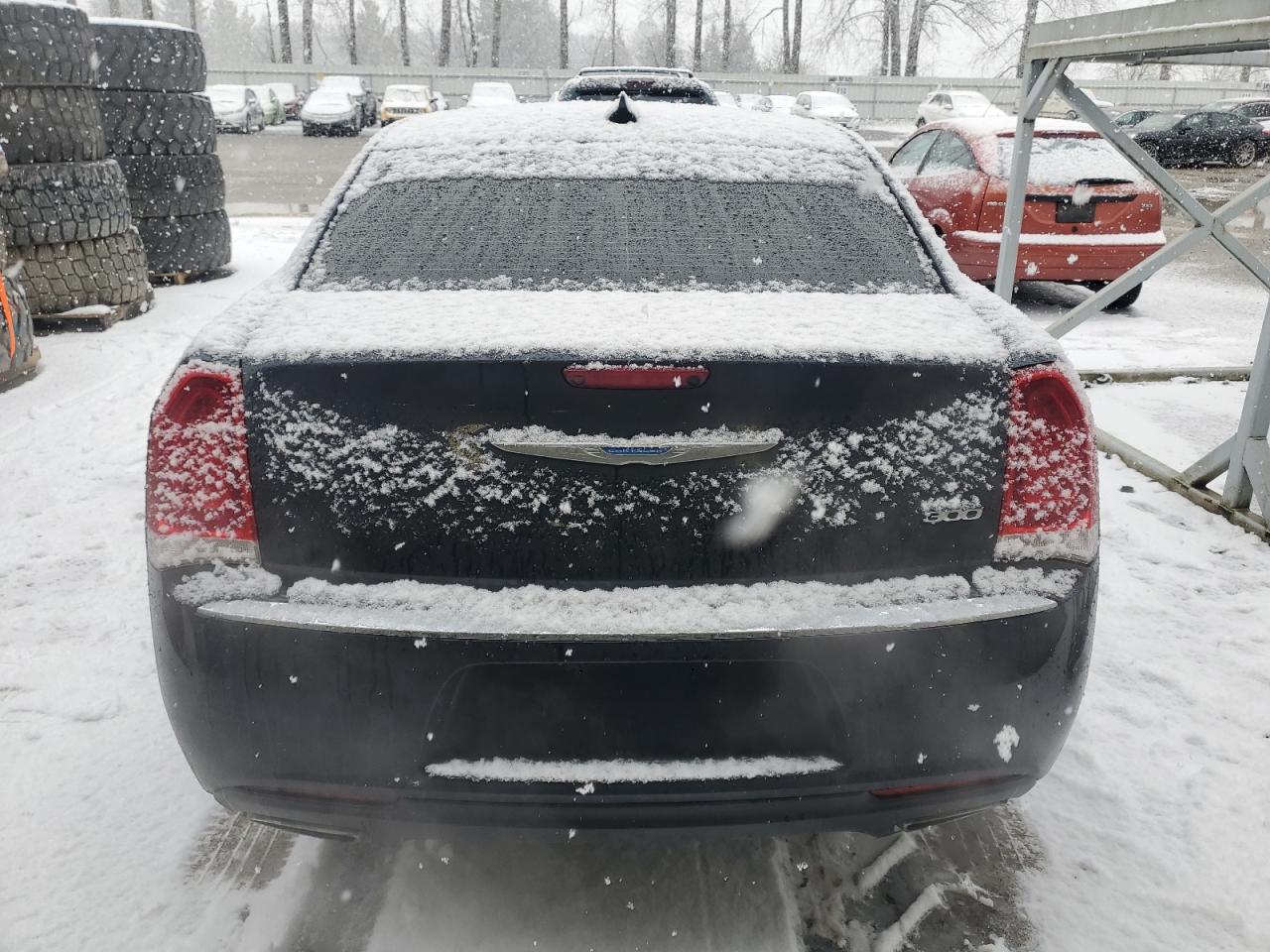 2018 Chrysler 300 - Image 6