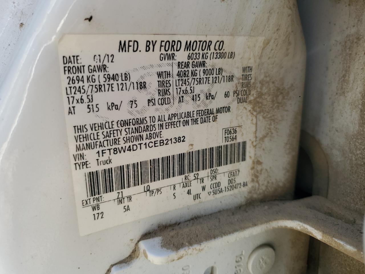 2012 Ford F450 - Image 10
