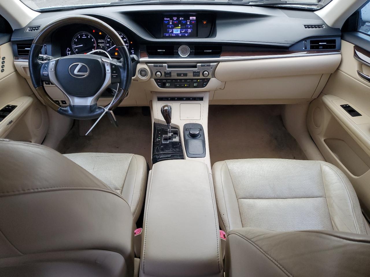 2013 Lexus ES - Image 8