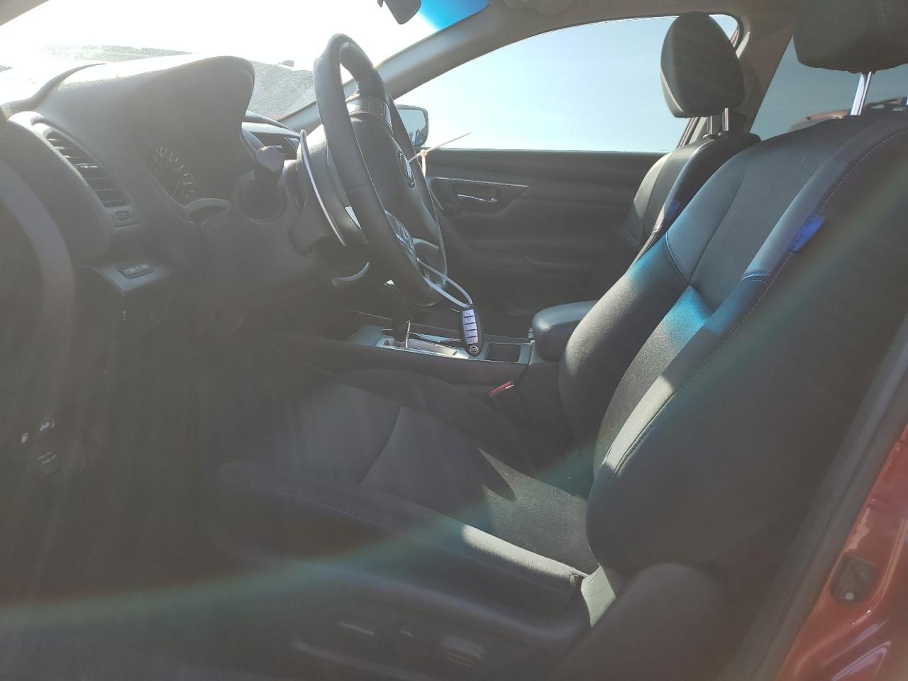 2017 Nissan Altima - Image 7