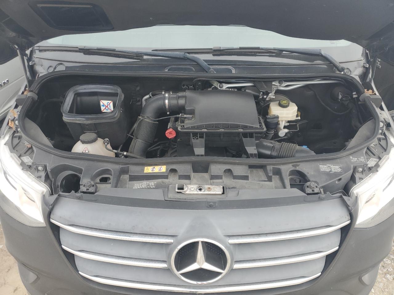 2019 Mercedes-Benz Sprinter - Image 14