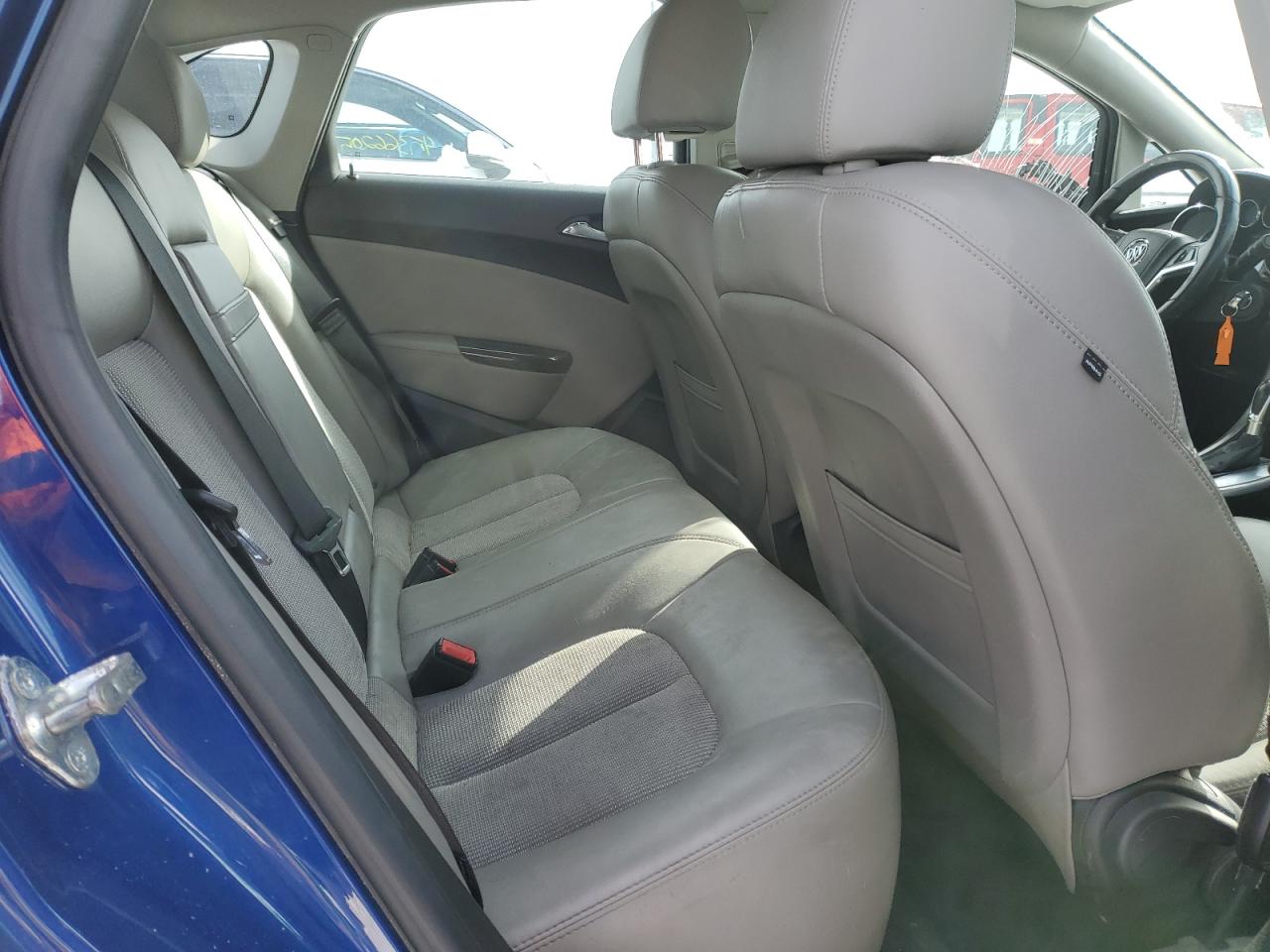 2014 Buick Verano - Image 10