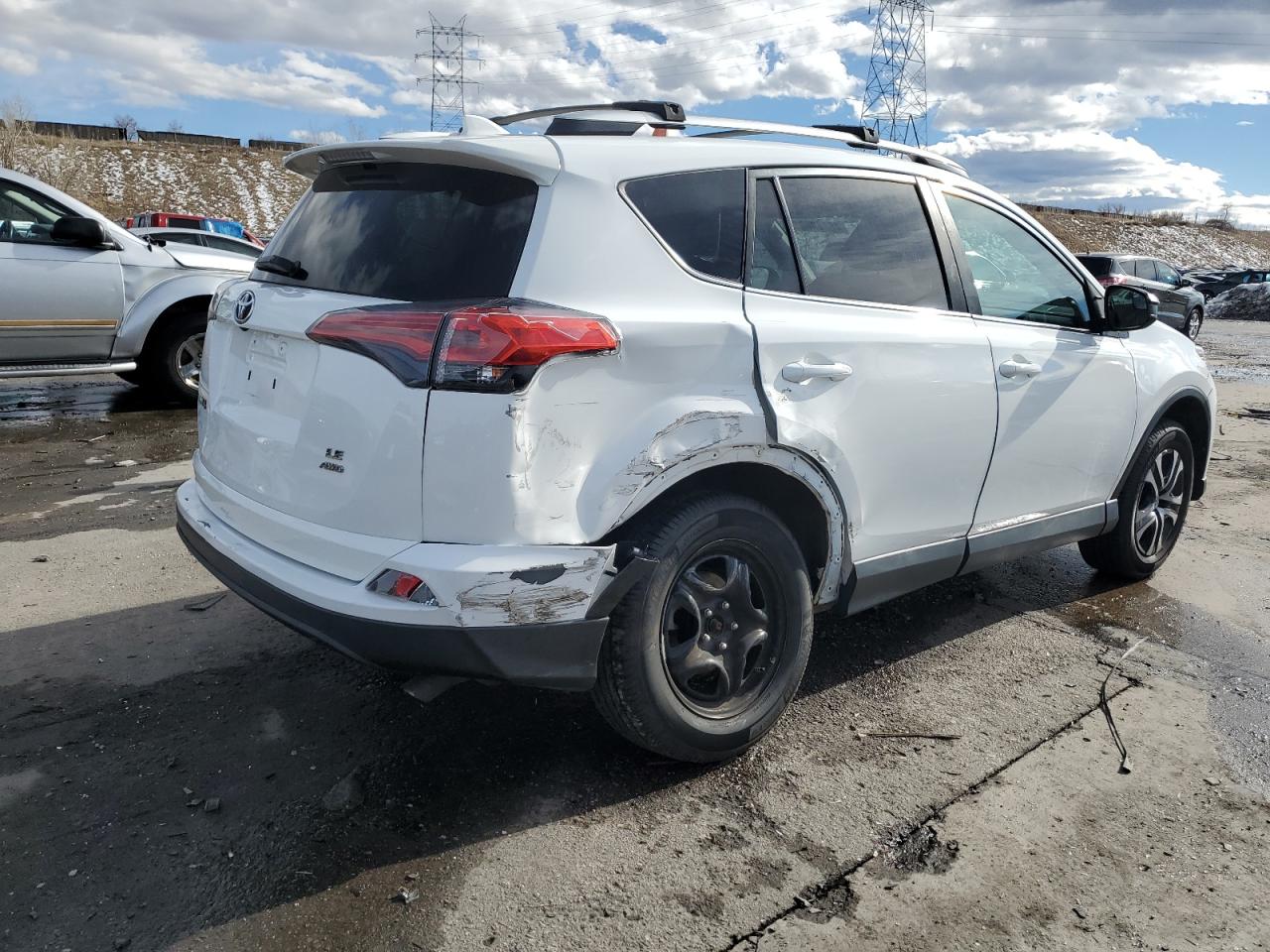 2018 Toyota RAV 4 - Image 3